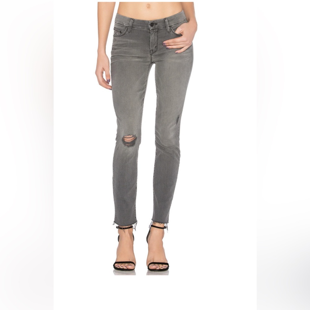 Mother Denim - Looker Ankle Fray size 25 Priced to sell EUC